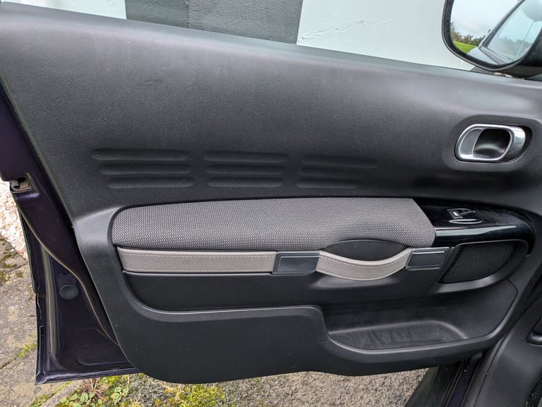 Citroen, C4 CACTUS, Hatchback, 2017, Manual, 1199 (cc), 5 doors