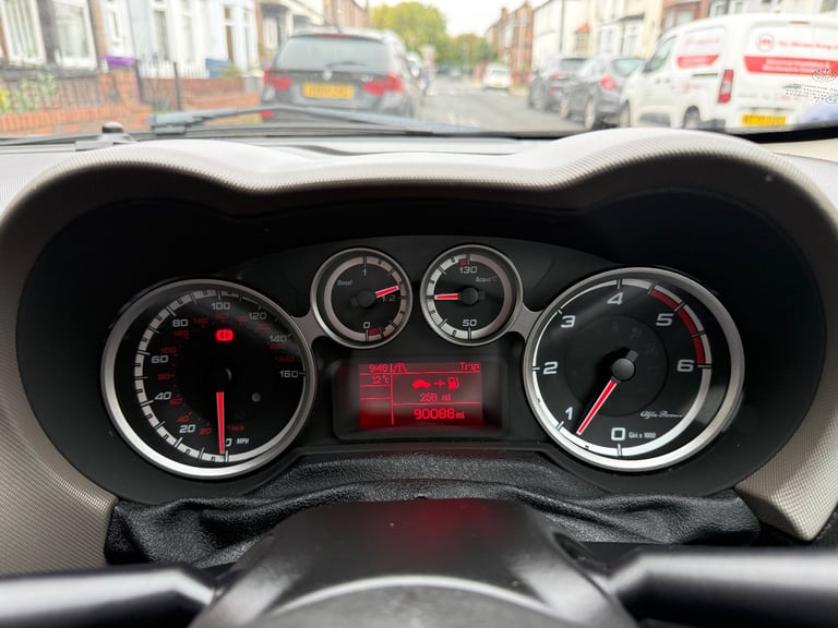 2014 Alfa Romeo Mito JTDM-2 1.6 Diesel / not focus ford b max vauxhall fiat fiesta astra hyundai