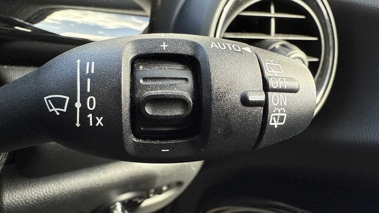 2017 MINI Hatch 1.5 Cooper Seven 3dr Auto Hatchback Petrol Automatic