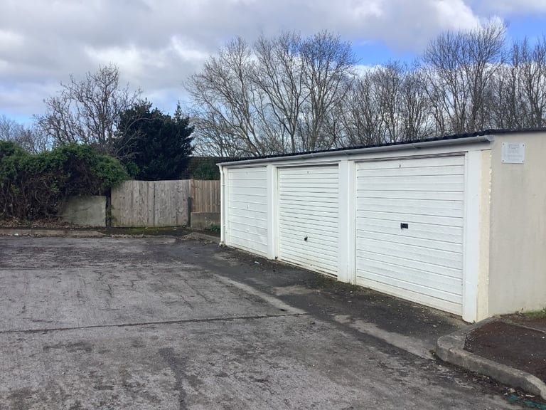 Garages To Rent Leg of Mutton Road, GLASTONBURY £19.58 a week ** Available Now **
