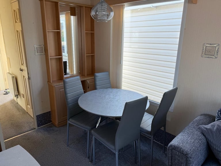 CHEAP CARAVAN FOR SALE OFF SITE 32FT X 12FT X 2 BEDROOMS / PRIVATE LAND