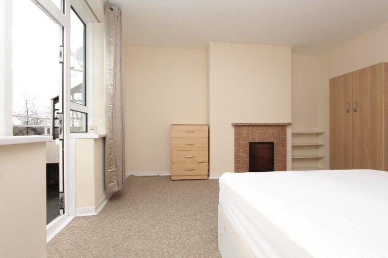 AMAZING DOUBLE ROOM IN FNSBURY PARK READY TO MOVE IN!!