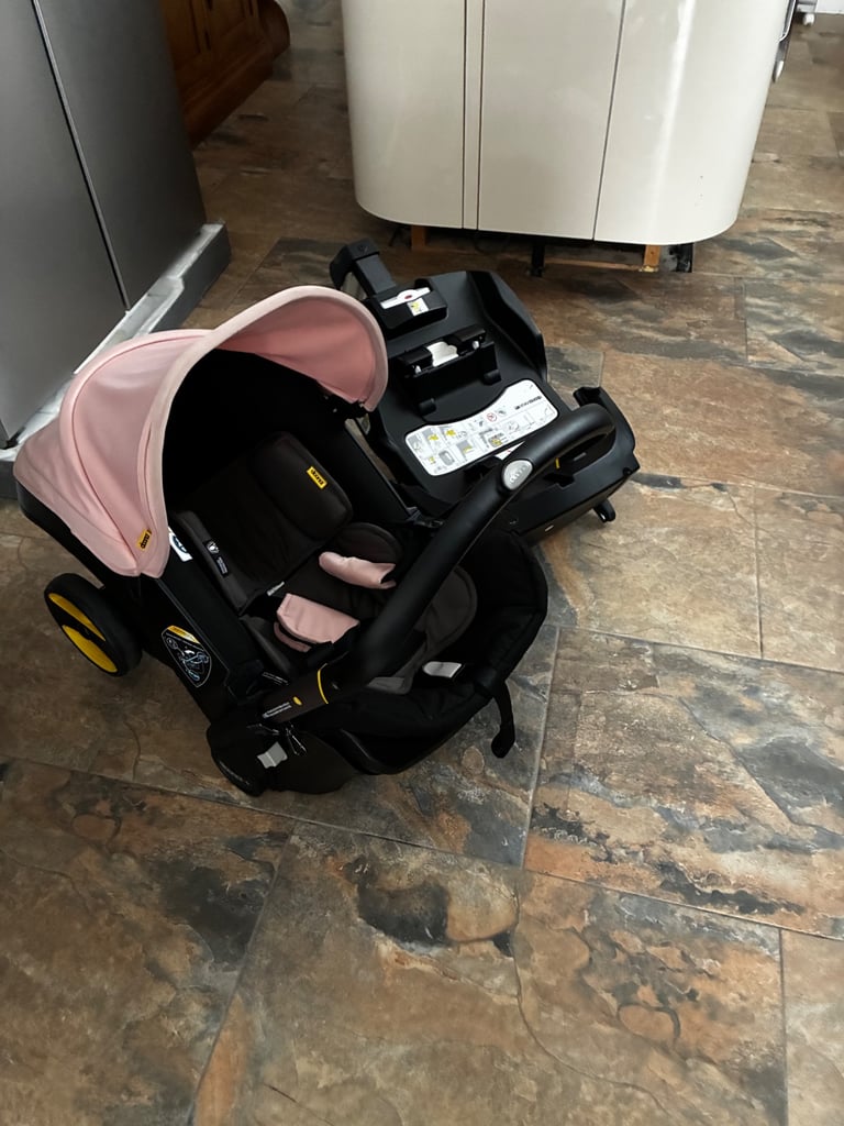 DOONA CARSEAT/STROLLER IN 1