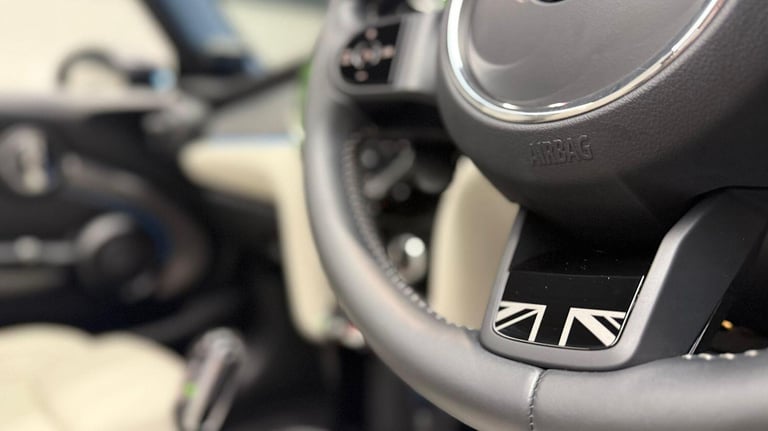 MINI CONVERTIBLE 2.0 Convertible Cooper S Exclusive 2022