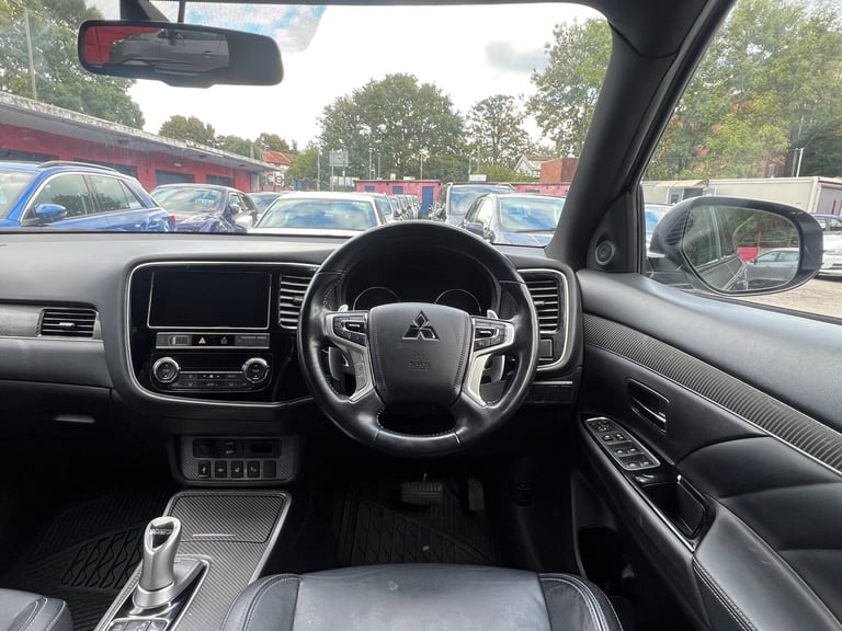 2019 Mitsubishi Outlander 2.4h TwinMotor 13.8kWh 4h SUV 5dr Petrol Plug-in