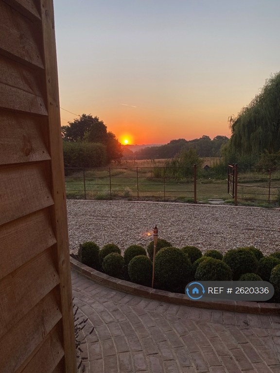 3 bedroom house in Starvecrow Lane, Peasmarsh, Rye, TN31 (3 bed) (#2620336)