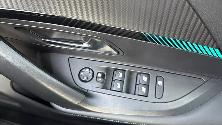 2022 Peugeot 2008 1.2 PureTech Allure Premium SUV 5dr Petrol EAT Euro 6 (s/s) (130 ps) SUV Petrol...