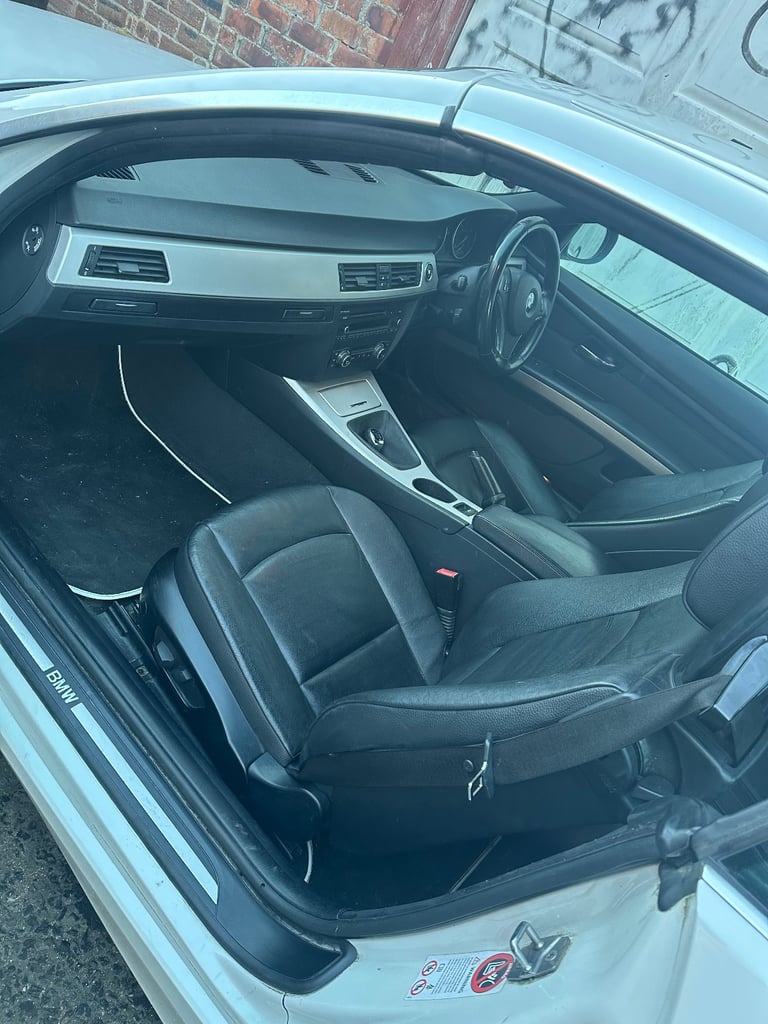 BMW, 3 SERIES, Convertible, 2010, Manual, 2993 (cc),2 doors - Image 13