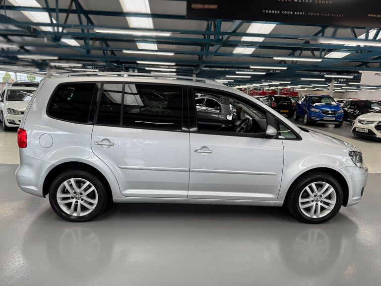 2012 Volkswagen Touran 1.6 TDI 105 SE 5dr DSG MPV Diesel Automatic