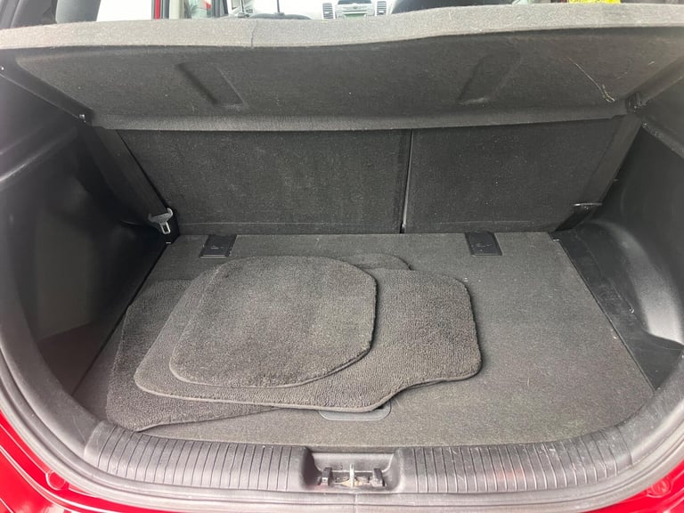2012 Hyundai Ix20 1.4 Blue Drive Active 5dr MPV PETROL Manual