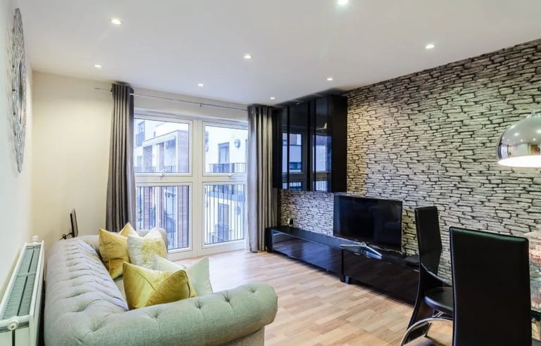 image for Luxuries one bed 2nd floor flat to rent in Stanmore - Brindley Court, Letchworth Rd. 