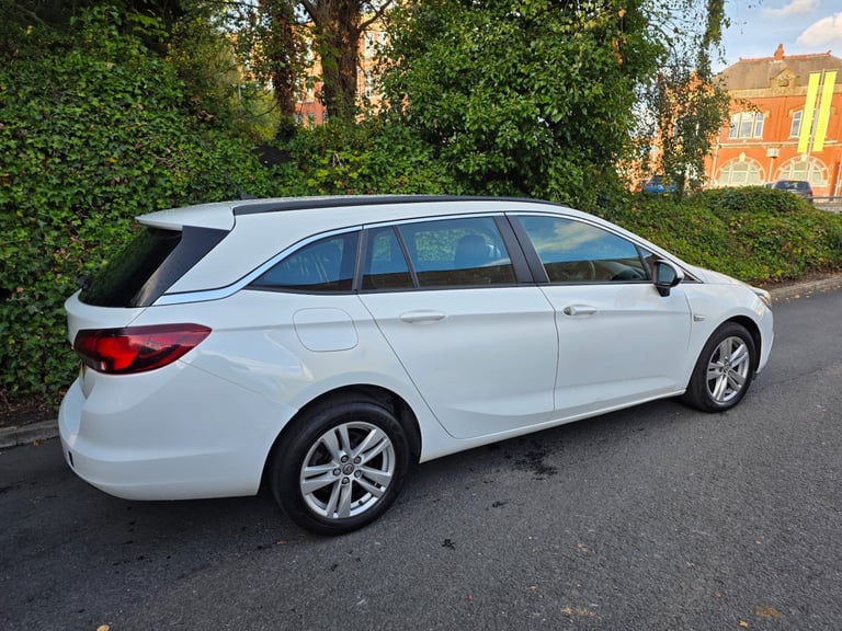 2019 VAUXHALL ASTRA 1.6 CDTI DESIGN BLUEINJECTION ESTATE EURO6 1 OWNER EX POLICE