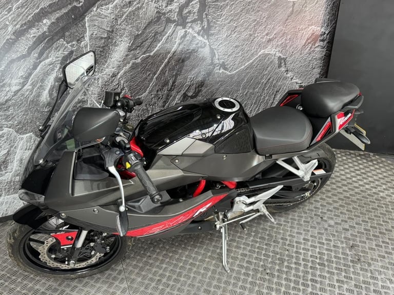 HYOSUNG GD250R GD 250 R 2016