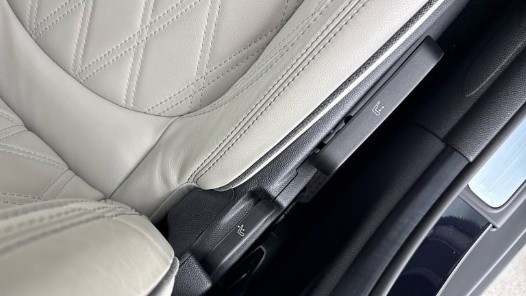 2023 MINI Hatch 1.5 Cooper Exclusive 5dr Auto Petrol Hatchback Hatchback Petrol Automatic