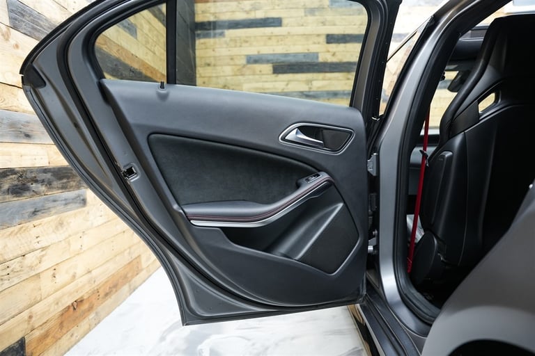 2015 Mercedes-Benz AMG A 45 4MATIC PREMIUM Hatchback Petrol Automatic