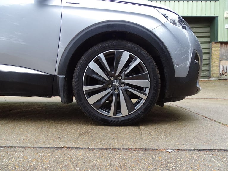  Peugeot 5008 1.2 PureTech GT Line Euro 6 (s/s) 5dr Petrol Manual