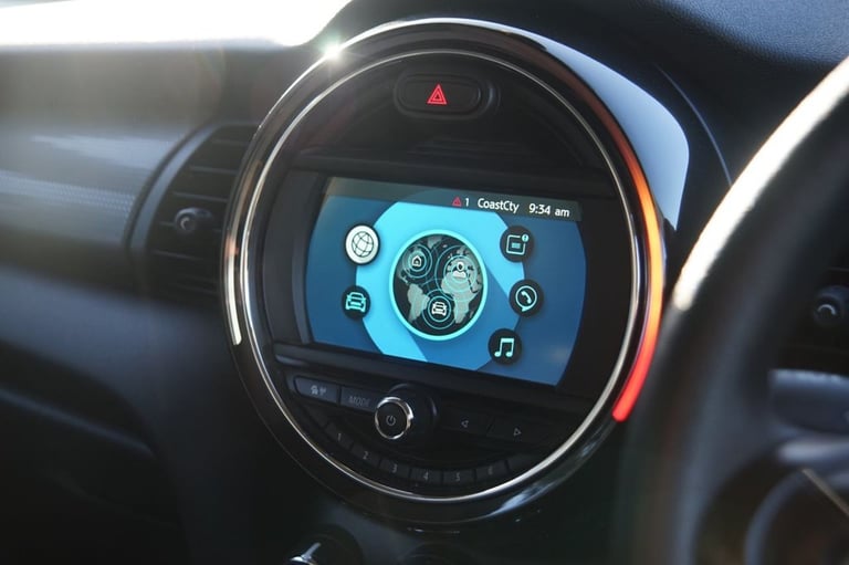 2019 MINI Hatch 1.5 Cooper Classic Hatchback 5dr Petrol Manual Euro 6 (s/s) (136 ps) Hatchback Pe...