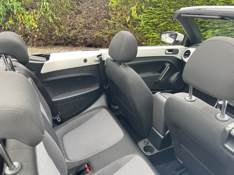 2013 Volkswagen Beetle 1.6 TDI BlueMotion Tech Design 2dr CONVERTIBLE DIESEL Manual