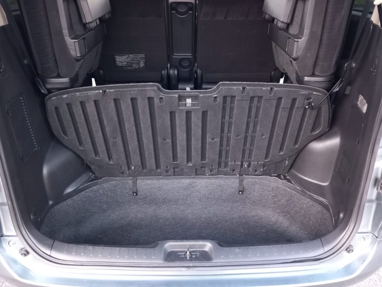 2008 Nissan Serena 2.0 AUTOMATIC 53k MPV Petrol Automatic