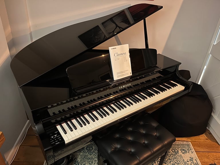 image for Yamaha clavinova CLP765 DP Baby grand
