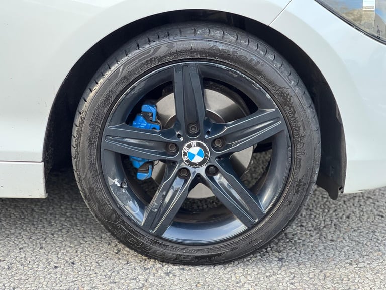 2014 BMW 1 Series 2.0 120d Sport Euro 5 (s/s) 3dr HATCHBACK Diesel Manual