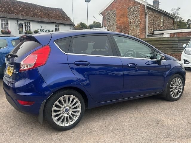 2014 Ford Fiesta 1.0T ECOBOOST TITANIUM 5dr (s/s)  WITH SERVICE HISTORY  Hatchback Petrol Manual