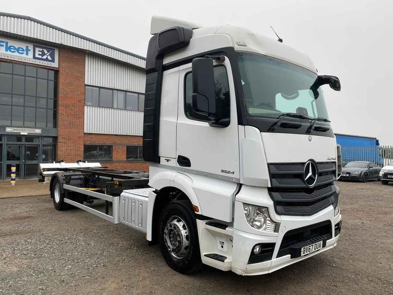 MERCEDES ACTROS 1824 *EURO 6* 4X2 DEMOUNT CHASSIS CAB 2018 - BV67 OUA