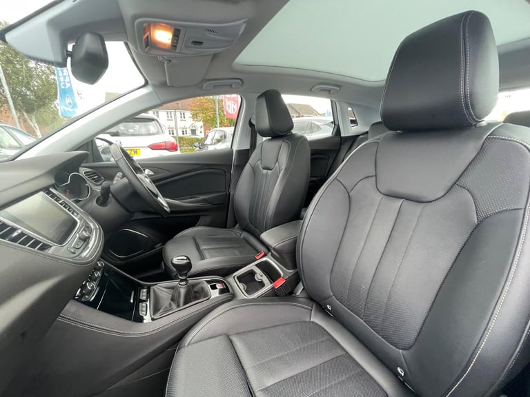2020 Vauxhall Grandland X 1.5 Turbo D BlueInjection Elite Nav Euro 6 (s/s) 5dr HATCHBACK Diesel M...
