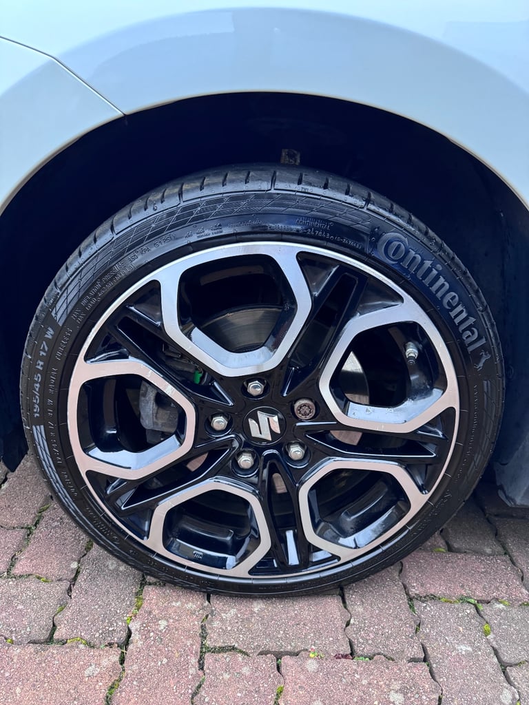 Suzuki, SWIFT, Hatchback, 2018, Manual, 1373 (cc), 5 doors