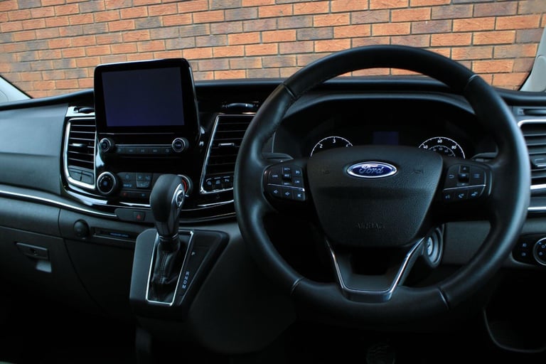 2021 Ford Tourneo Custom 2.0 320 EcoBlue Titanium Auto L1 Euro 6 (s/s) 5dr MPV Diesel Automatic