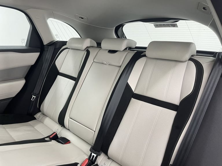 2017 Land Rover Range Rover Velar 3.0 SD6 V6 S SUV 5dr Diesel Auto 4WD Euro 6 (s/s) (300 ps) ESTA...