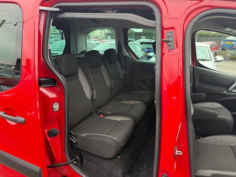 2018 Peugeot Partner Tepee 1.2 PureTech 110 Outdoor 5dr MPV PETROL Manual