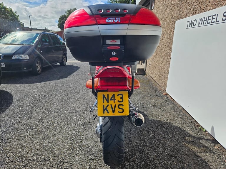 Honda vfr750 in lovely condition immaculate condition 