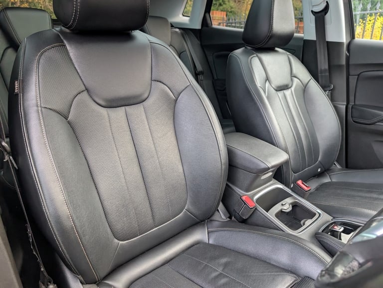 2021 Vauxhall Grandland X 1.2 Turbo Elite Nav *1 Former Keeper, Just Serviced &amp; MOT 05/26* HA...