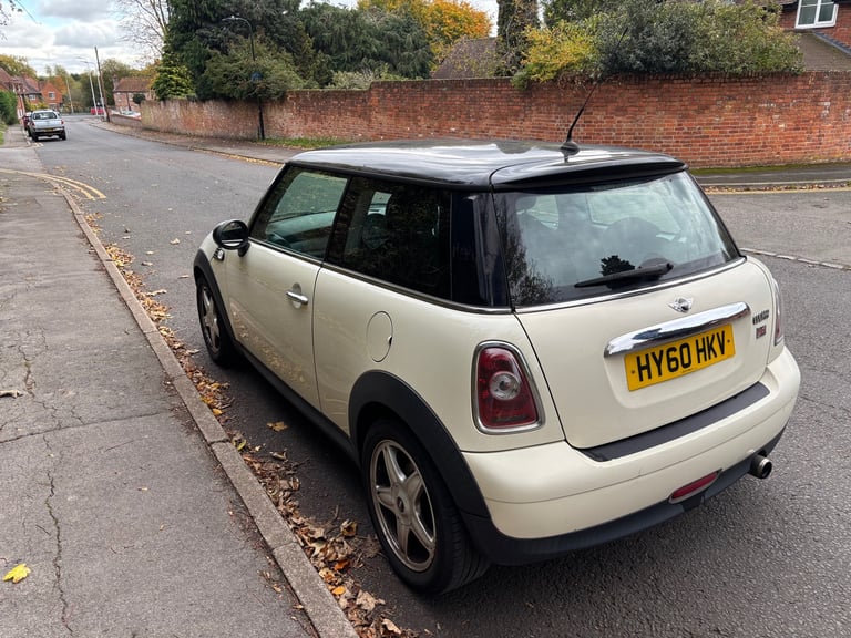 Mini Cooper, Hatchback, 2010, Manual, 1598 (cc), 3 doors
