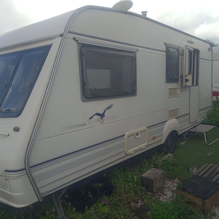 4 Berth Caravan Bailey Ranger 510/4 2000 model
