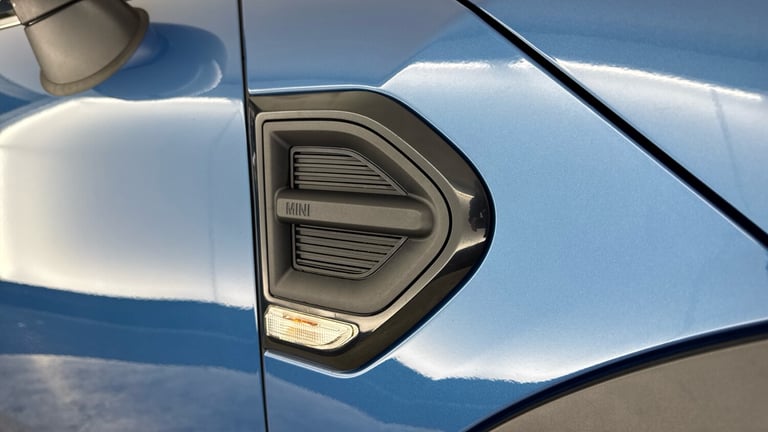 2017 MINI Countryman 2.0 Cooper D ALL4 5dr Auto [Chili Pack] Diesel Hatchback Hatchback Diesel Au...