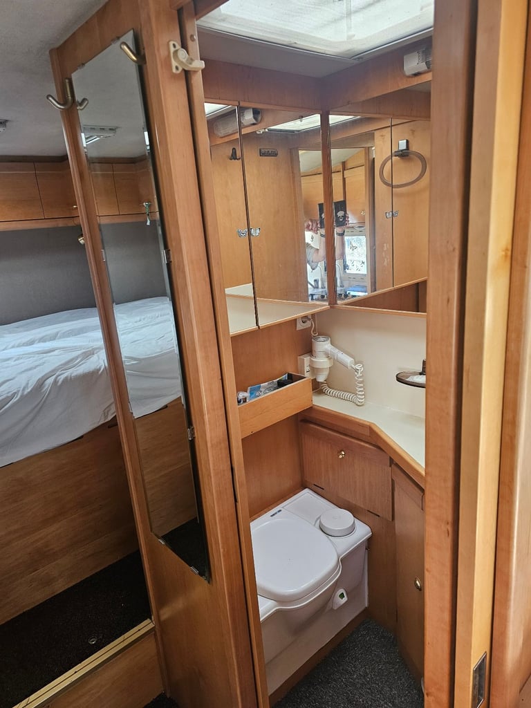 Mercedes-Benz, 1994, 2874 (cc)