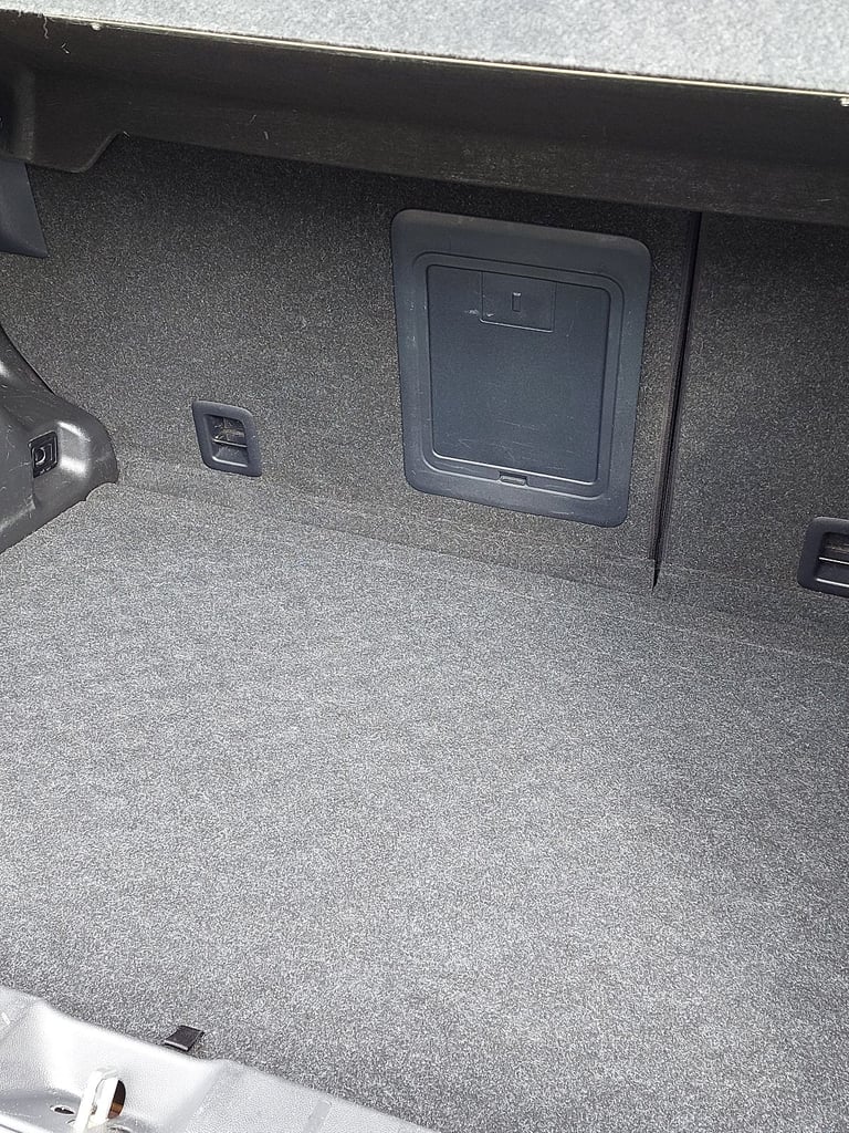 Mitsubishi, ASX, Hatchback, 2013, Manual, 1590 (cc), 5 doors