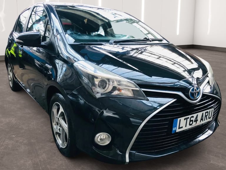 TOYOTA YARIS 1.5 VVT-h Icon. HYBRID UK MODEL NEW SHAPE MODEL 2014