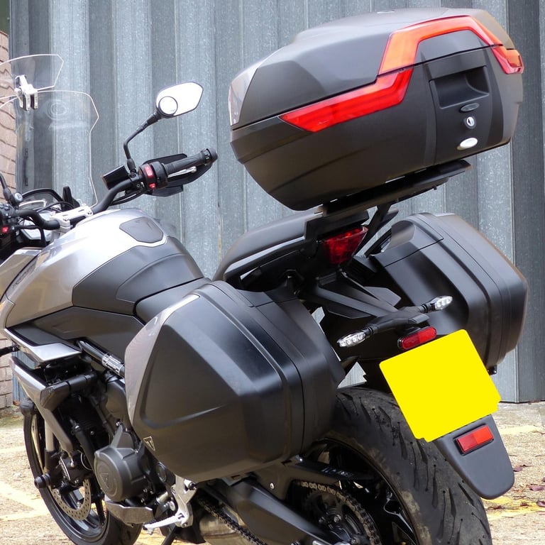 2023 TRIUMPH TIGER 660 SPORT: IMMACULATE LOW MILEAGE MACHINE LOADED WITH EXTRAS.