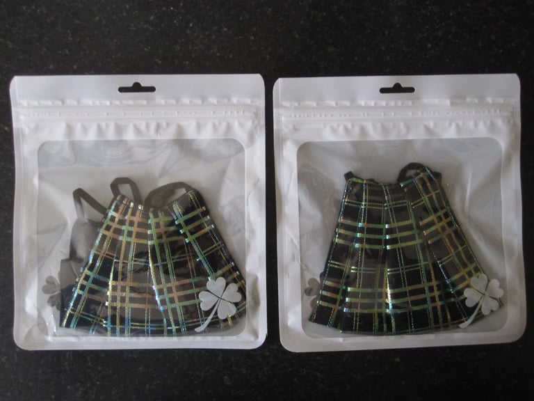 image for Reusable Face Masks (Plaid Design) x 2