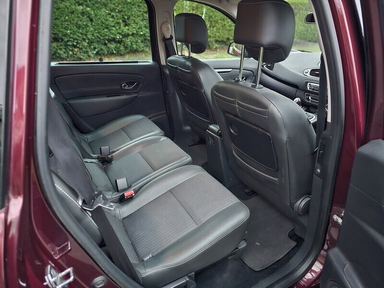 2015 Renault Grand Scenic 1.5 dCi Dynamique Nav 5dr MPV DIESEL Manual