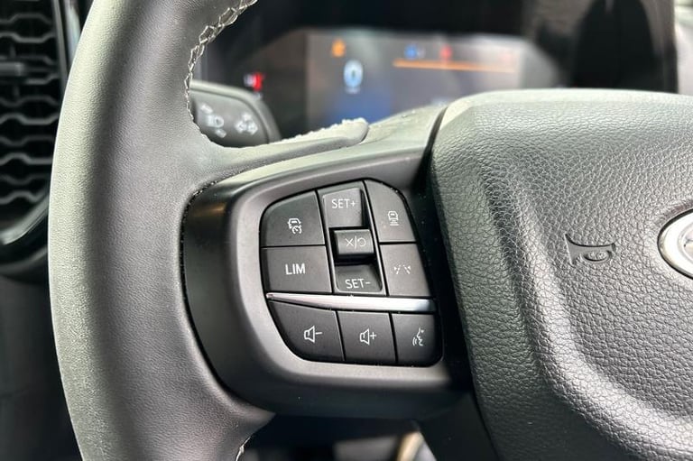 2025 Ford Ranger Tremor AUTO 2.0 EcoBlue 205ps 4x4 Double Cab Pick Up, LOAD BOX BEDLINER Aut Pick...