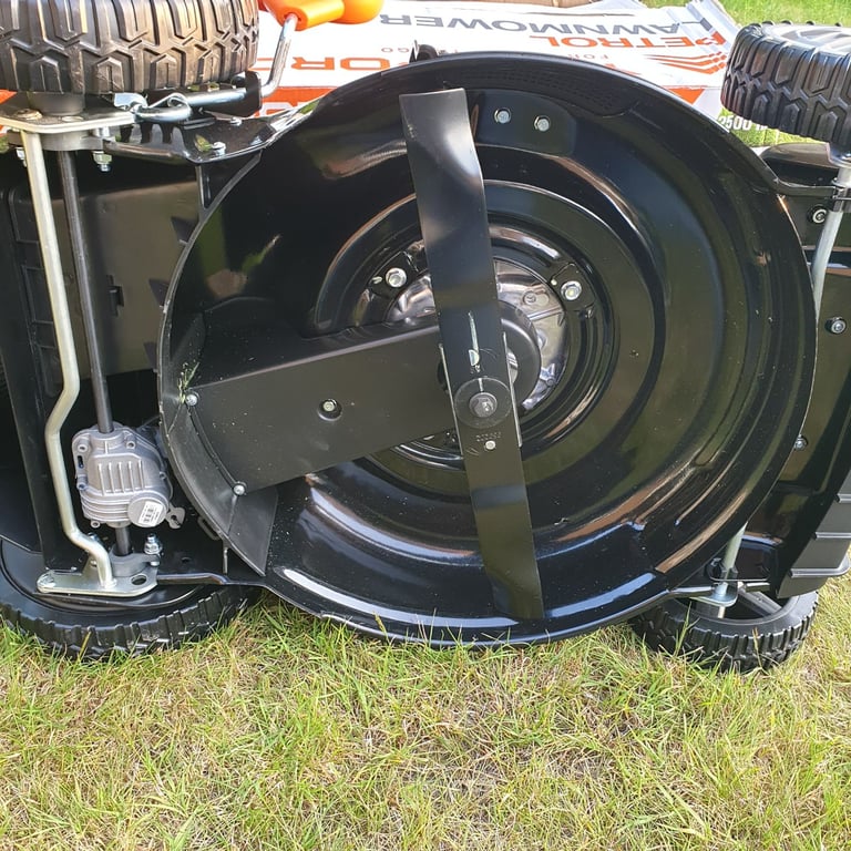 Yardforce GMH51 167cc Honda Engine 51cm Self-Propelled Petrol Lawn Mower Honda Engine Lawnmower