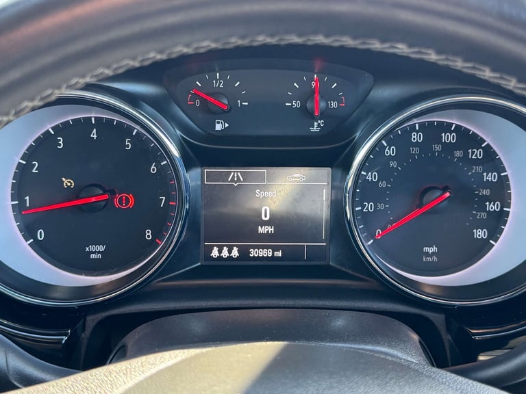 2017 Vauxhall Astra 1.4T 16V 150 SRi 5dr HATCHBACK PETROL Manual