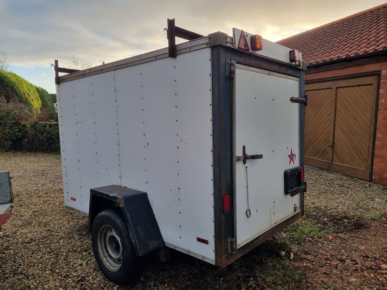 Box Trailer