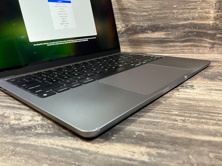 Apple MacBook Air M2 13.6 8GB 256GB
