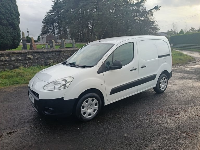 image for 2013 Peugeot Partner 1.6hdi, 92ps, 850kg, not Berlingo, VW, Transit, Renault 