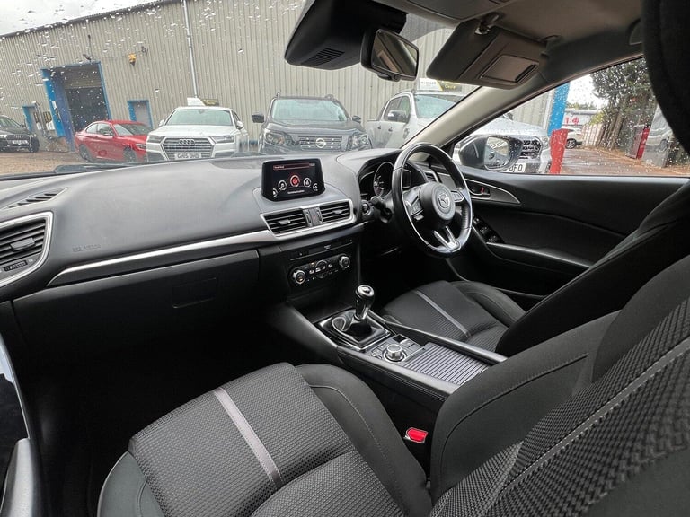 MAZDA MAZDA3 2.0 SKYACTIV-G SE-L Nav 2017